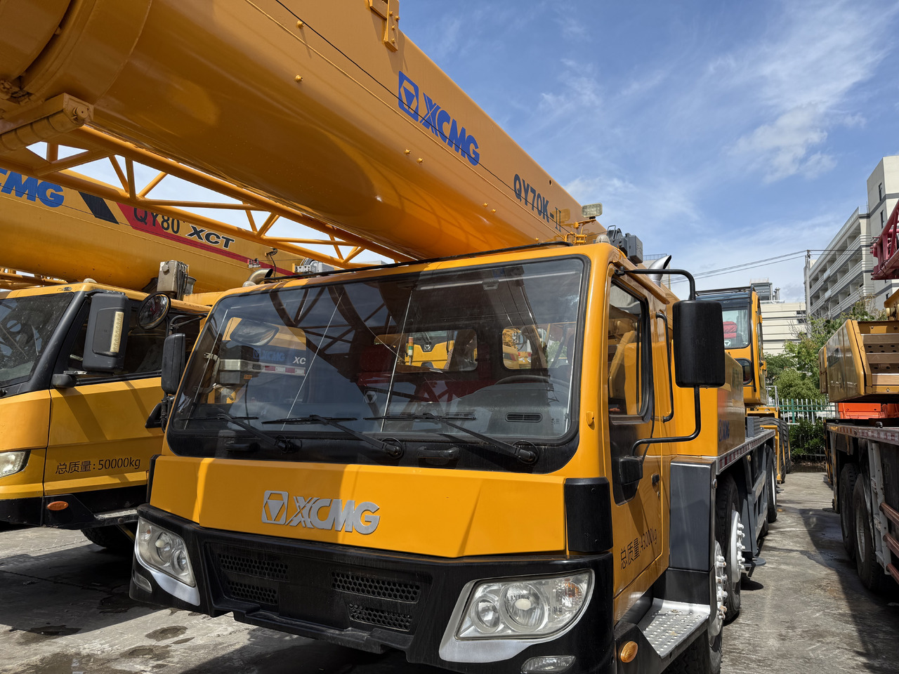 XCMG QY70K-1 - Cẩu bánh lốp: hình 1 XCMG QY70K-1 - Cẩu bánh lốp: hình 1