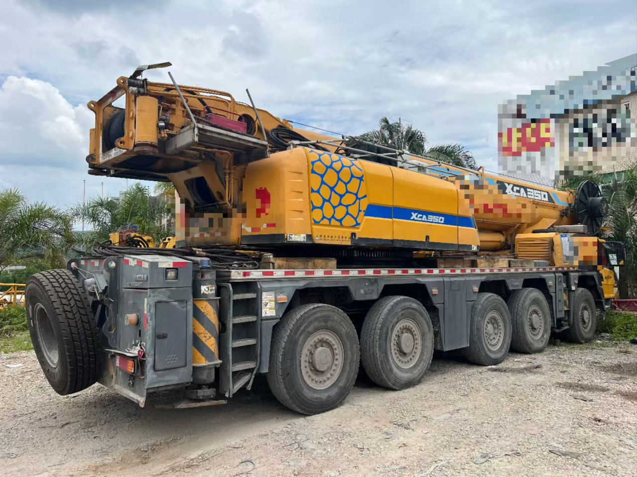 XCMG XCA220 - Cần cẩu mọi địa hình: hình 2 XCMG XCA220 - Cần cẩu mọi địa hình: hình 2
