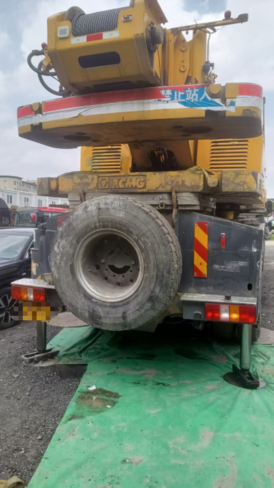 XCMG XCT80L5 - Cẩu bánh lốp: hình 2 XCMG XCT80L5 - Cẩu bánh lốp: hình 2