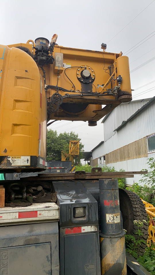 XCMG XCT80L6 - Cẩu bánh lốp: hình 5 XCMG XCT80L6 - Cẩu bánh lốp: hình 5