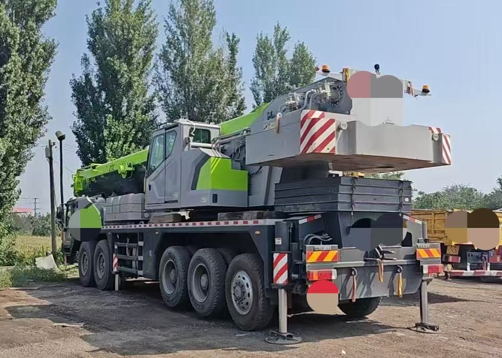 ZOOMLION ZOOMLION ZOOMLION - Cẩu bánh lốp: hình 3 ZOOMLION ZOOMLION ZOOMLION - Cẩu bánh lốp: hình 3