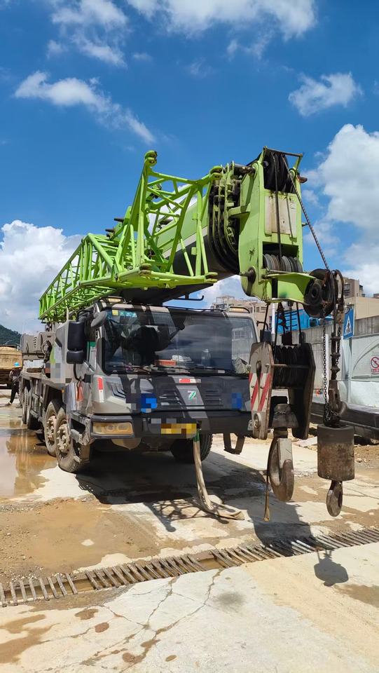 ZOOMLION ZOOMLION ZOOMLION - Cẩu bánh lốp: hình 3 ZOOMLION ZOOMLION ZOOMLION - Cẩu bánh lốp: hình 3