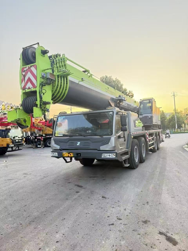 ZOOMLION ZOOMLION ZOOMLION - Cẩu bánh lốp: hình 1 ZOOMLION ZOOMLION ZOOMLION - Cẩu bánh lốp: hình 1