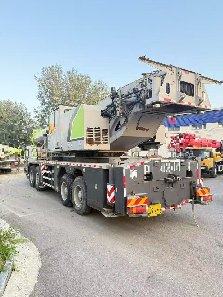 ZOOMLION ZOOMLION ZOOMLION - Cẩu bánh lốp: hình 4 ZOOMLION ZOOMLION ZOOMLION - Cẩu bánh lốp: hình 4