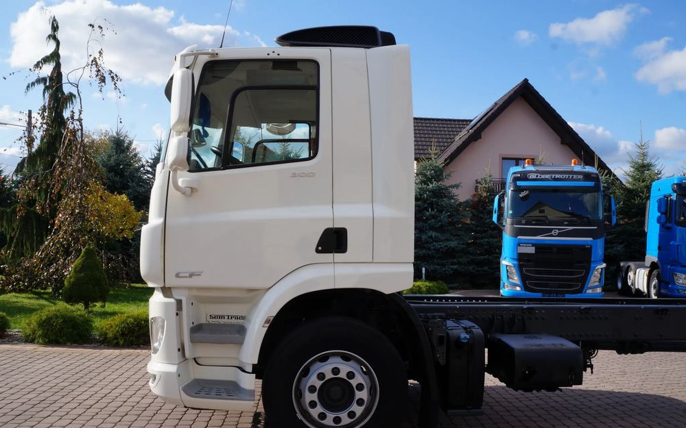 DAF CF 300 4X2 18T EURO 6 SILNIK 11L RAMA DO ZABUDOWY 176 TYS KM - Xe tải khung gầm: hình 5 DAF CF 300 4X2 18T EURO 6 SILNIK 11L RAMA DO ZABUDOWY 176 TYS KM - Xe tải khung gầm: hình 5