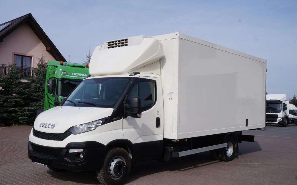 Iveco DAILY 70c17 CHŁODNIA 5 m Thermo king V-500 MAX Wzorowy Stan - Xe tải đông lạnh: hình 1 Iveco DAILY 70c17 CHŁODNIA 5 m Thermo king V-500 MAX Wzorowy Stan - Xe tải đông lạnh: hình 1