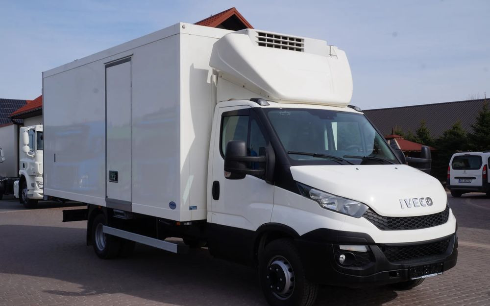 Iveco DAILY 70c17 CHŁODNIA 5 m Thermo king V-500 MAX Wzorowy Stan - Xe tải đông lạnh: hình 2 Iveco DAILY 70c17 CHŁODNIA 5 m Thermo king V-500 MAX Wzorowy Stan - Xe tải đông lạnh: hình 2