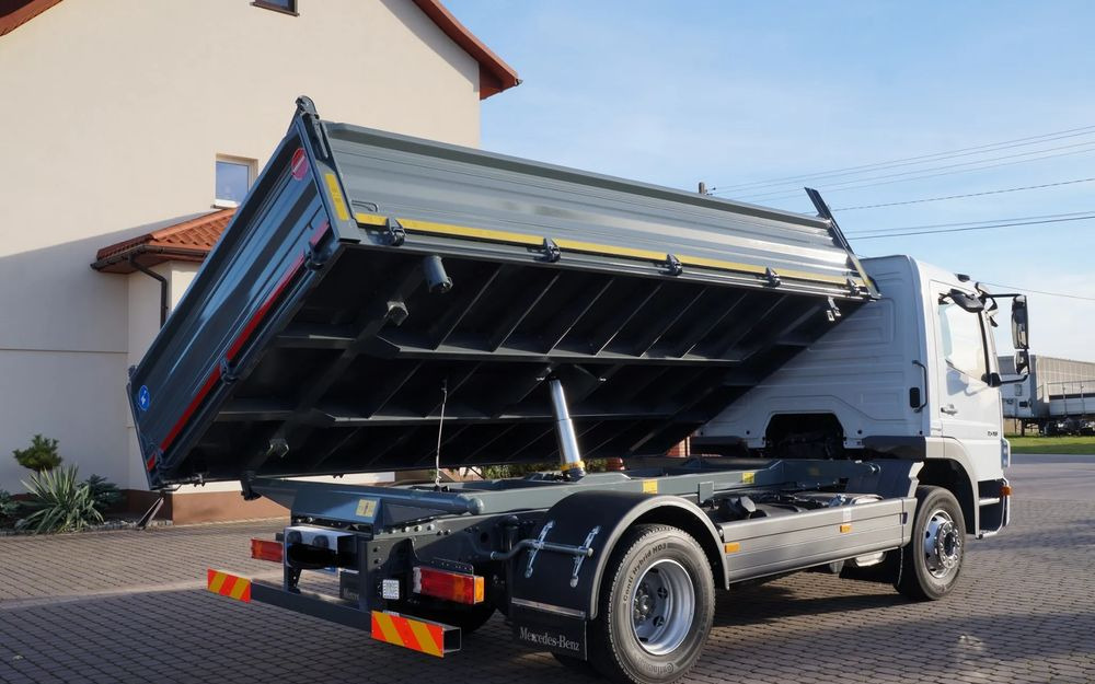 Mercedes-Benz ATEGO 1518 EURO 5 WYWROTKA 3 STRONNA KIPER 1524 - Xe ben: hình 5 Mercedes-Benz ATEGO 1518 EURO 5 WYWROTKA 3 STRONNA KIPER 1524 - Xe ben: hình 5