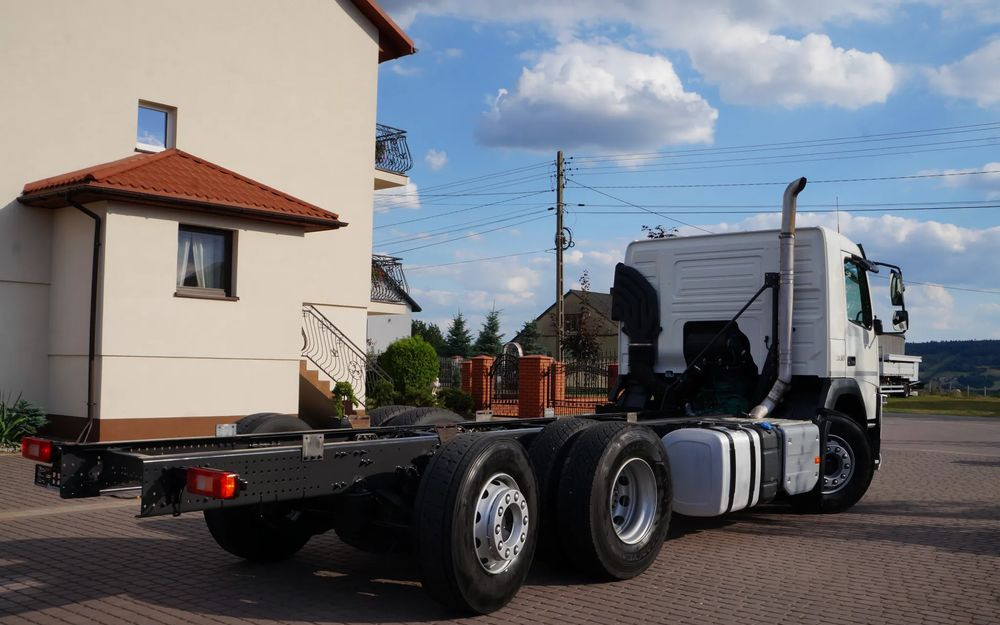 Volvo FM 6X2 EURO 6 RAMA DO ZABUDOWY 2019r OŚ SKRĘTNA PODNOSZONA SCANIA - Xe tải khung gầm: hình 5 Volvo FM 6X2 EURO 6 RAMA DO ZABUDOWY 2019r OŚ SKRĘTNA PODNOSZONA SCANIA - Xe tải khung gầm: hình 5