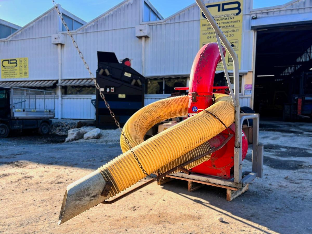 ASPIRATEUR A FEUILLE MOTORISÉ SUR BERCE (NET TVA) - Máy hút bụi công nghiệp: hình 1 ASPIRATEUR A FEUILLE MOTORISÉ SUR BERCE (NET TVA) - Máy hút bụi công nghiệp: hình 1