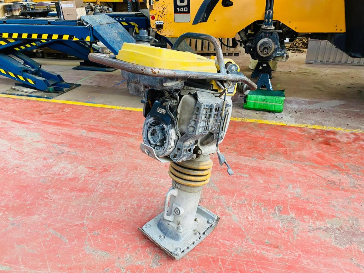 BOMAG Pilonneuse BT65/4 - Máy đầm cóc: hình 5 BOMAG Pilonneuse BT65/4 - Máy đầm cóc: hình 5
