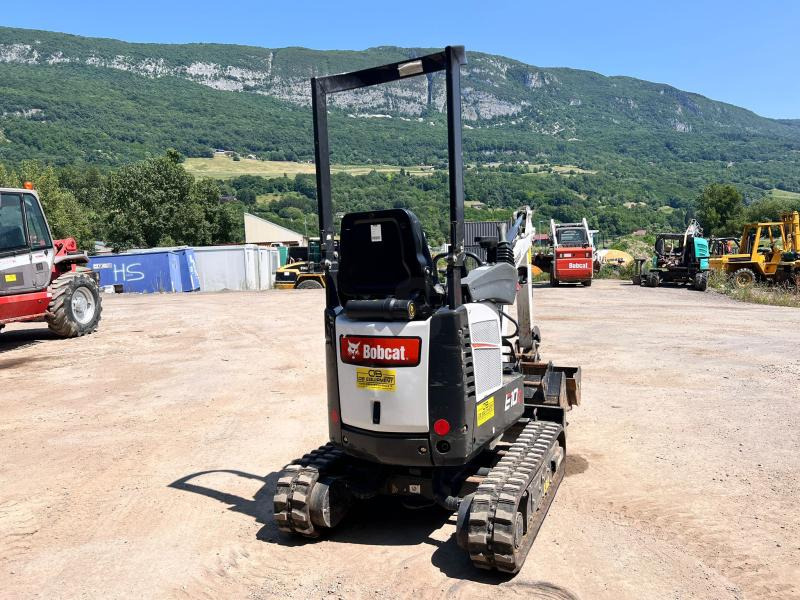 Bobcat E10 Z MINIPELLE 1T - Máy xúc mini: hình 3 Bobcat E10 Z MINIPELLE 1T - Máy xúc mini: hình 3