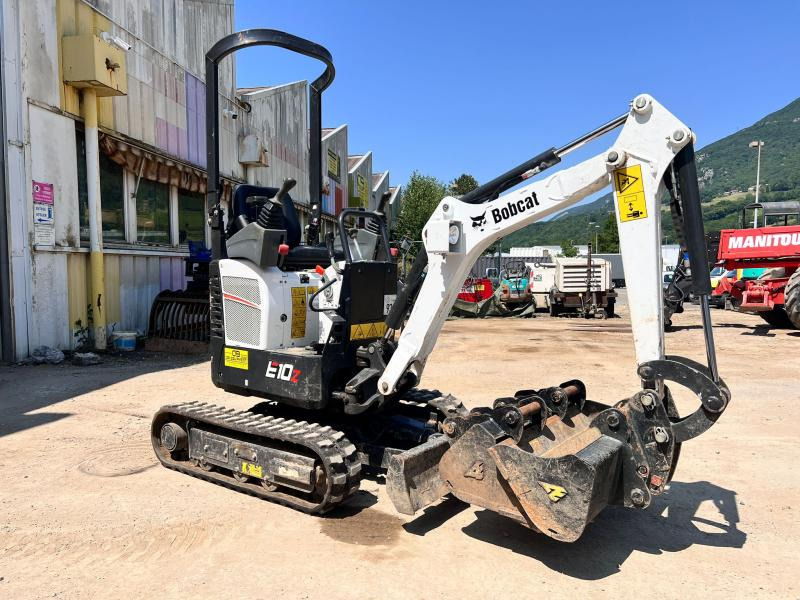 Bobcat E10 Z MINIPELLE 1T - Máy xúc mini: hình 4 Bobcat E10 Z MINIPELLE 1T - Máy xúc mini: hình 4
