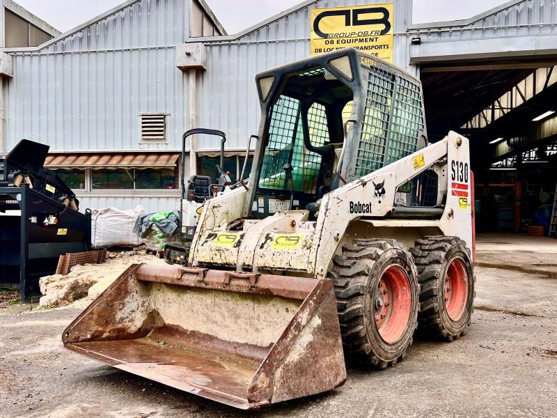 Bobcat S130 Chargeuse Compact - Máy xúc lật đa năng: hình 1 Bobcat S130 Chargeuse Compact - Máy xúc lật đa năng: hình 1