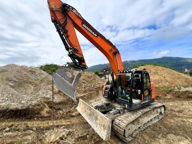 Doosan DX235 LCR-5 PELLE A CHENILLES 26T - Máy xúc bánh xích: hình 5 Doosan DX235 LCR-5 PELLE A CHENILLES 26T - Máy xúc bánh xích: hình 5