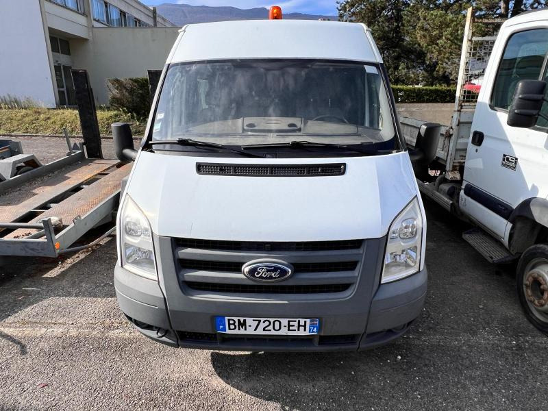 Ford Transit 2,2L TDCI 140cv Moteur HS - Xe van nhỏ gọn: hình 3 Ford Transit 2,2L TDCI 140cv Moteur HS - Xe van nhỏ gọn: hình 3