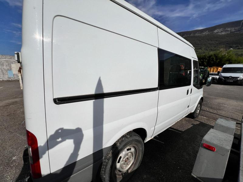 Ford Transit 2,2L TDCI 140cv Moteur HS - Xe van nhỏ gọn: hình 4 Ford Transit 2,2L TDCI 140cv Moteur HS - Xe van nhỏ gọn: hình 4