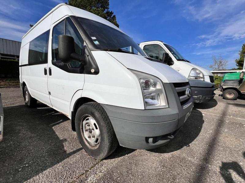Ford Transit 2,2L TDCI 140cv Moteur HS - Xe van nhỏ gọn: hình 1 Ford Transit 2,2L TDCI 140cv Moteur HS - Xe van nhỏ gọn: hình 1