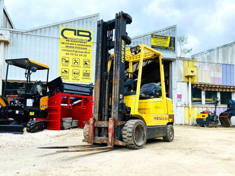 HSYTER S2.50XM Chariot élévateur 2.5T (NET DE TVA) - Xe nâng gas: hình 1 HSYTER S2.50XM Chariot élévateur 2.5T (NET DE TVA) - Xe nâng gas: hình 1