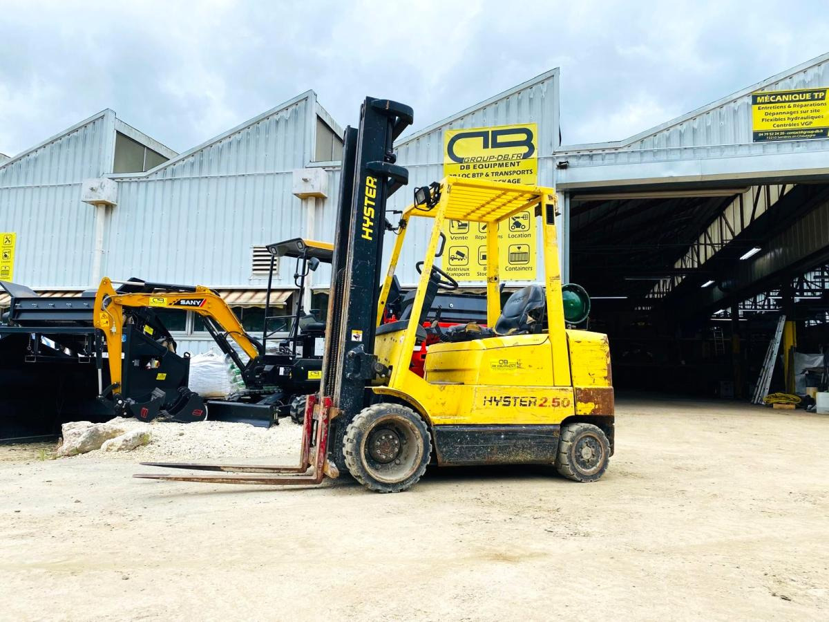 HSYTER S2.50XM Chariot élévateur 2.5T (NET DE TVA) - Xe nâng gas: hình 2 HSYTER S2.50XM Chariot élévateur 2.5T (NET DE TVA) - Xe nâng gas: hình 2