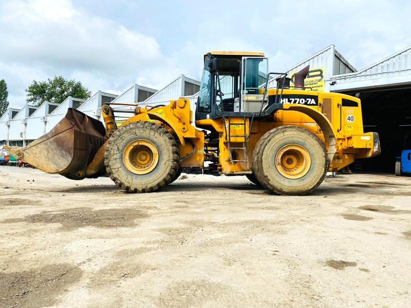 HYUNDAI Chargeuse articulé HL770-7A 23T - Máy xúc trước múc sau: hình 3 HYUNDAI Chargeuse articulé HL770-7A 23T - Máy xúc trước múc sau: hình 3