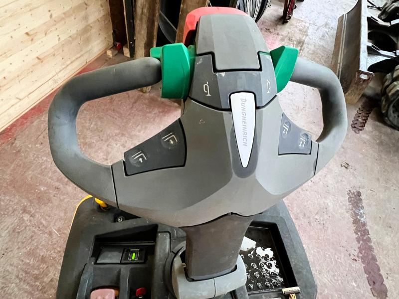 Jungheinrich ERE225 Gerbeur transpalette électrique - Máy xếp chồng: hình 5 Jungheinrich ERE225 Gerbeur transpalette électrique - Máy xếp chồng: hình 5