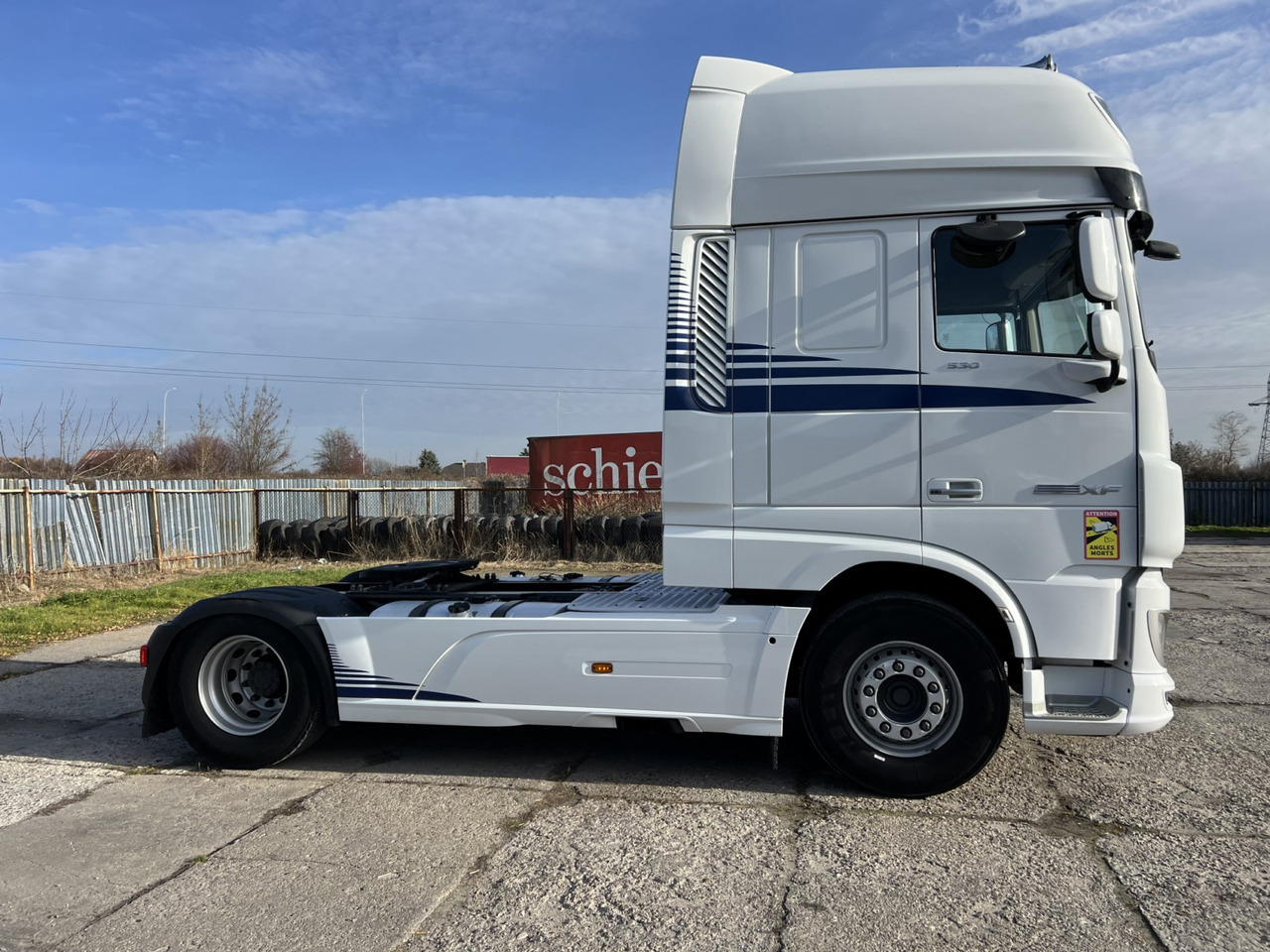 DAF XF530 - Xe đầu kéo: hình 4 DAF XF530 - Xe đầu kéo: hình 4