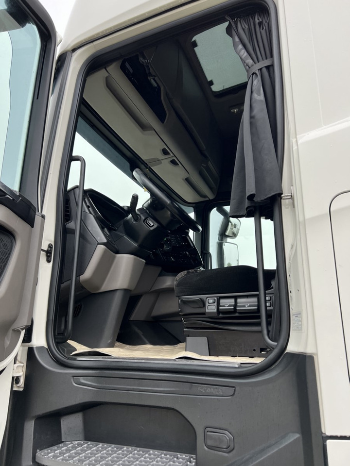 Xe tải SCANIA S450: hình 29