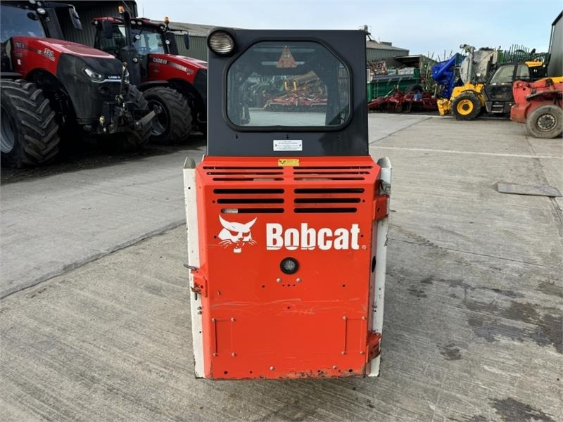 Bobcat S70 Skid Steer - Máy xúc lật đa năng: hình 3 Bobcat S70 Skid Steer - Máy xúc lật đa năng: hình 3