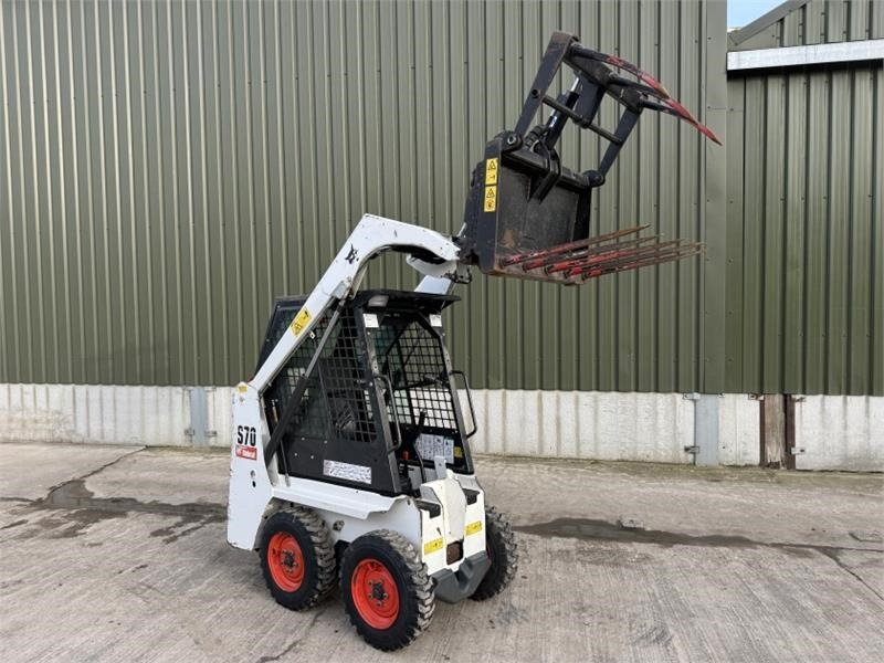 Bobcat S70 Skid Steer - Máy xúc lật đa năng: hình 4 Bobcat S70 Skid Steer - Máy xúc lật đa năng: hình 4