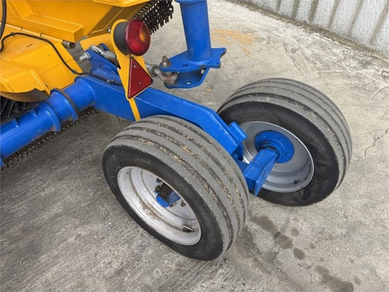 Bomford Triwing 6000 Topper - Dàn băm cỏ/ Mulcher: hình 5 Bomford Triwing 6000 Topper - Dàn băm cỏ/ Mulcher: hình 5
