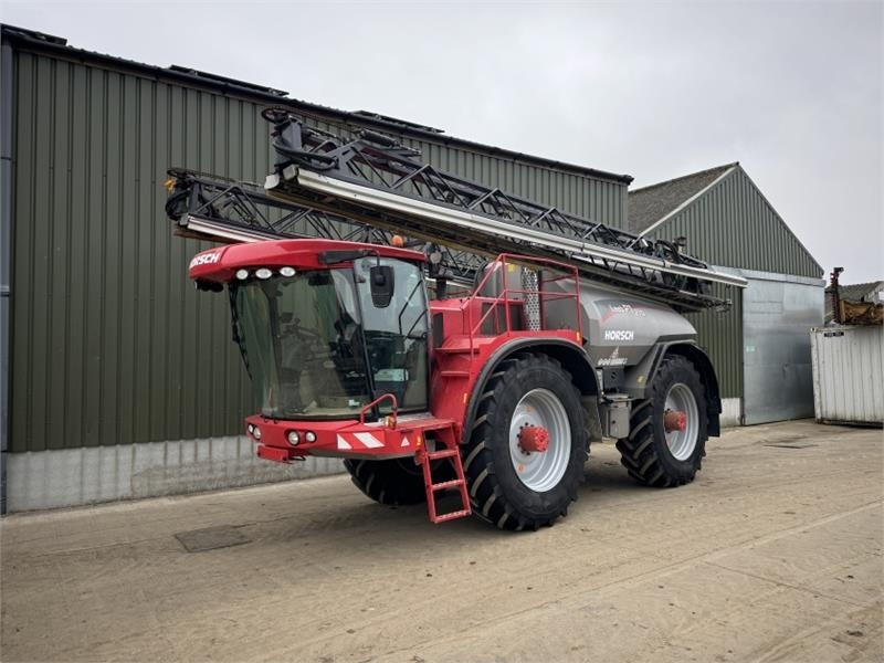 Horsch Leeb Horsch Leeb PT270 36m 8000L - Máy xịt gắn trên máy cày: hình 3 Horsch Leeb Horsch Leeb PT270 36m 8000L - Máy xịt gắn trên máy cày: hình 3