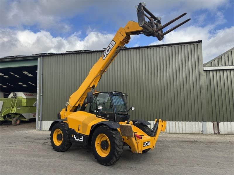 JCB 540-140 Hi Viz - Xe nhấc hình viễn vọng kính: hình 3 JCB 540-140 Hi Viz - Xe nhấc hình viễn vọng kính: hình 3