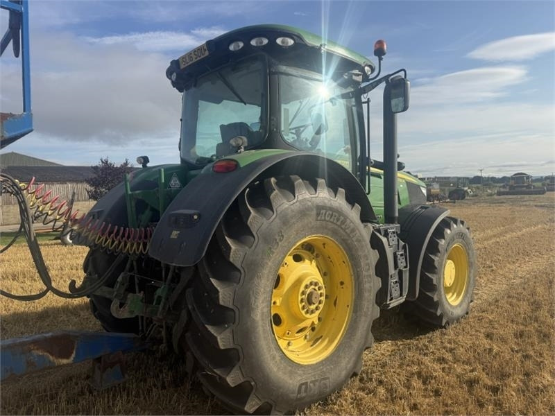 John Deere John Deere 7230R - Máy cày: hình 2 John Deere John Deere 7230R - Máy cày: hình 2