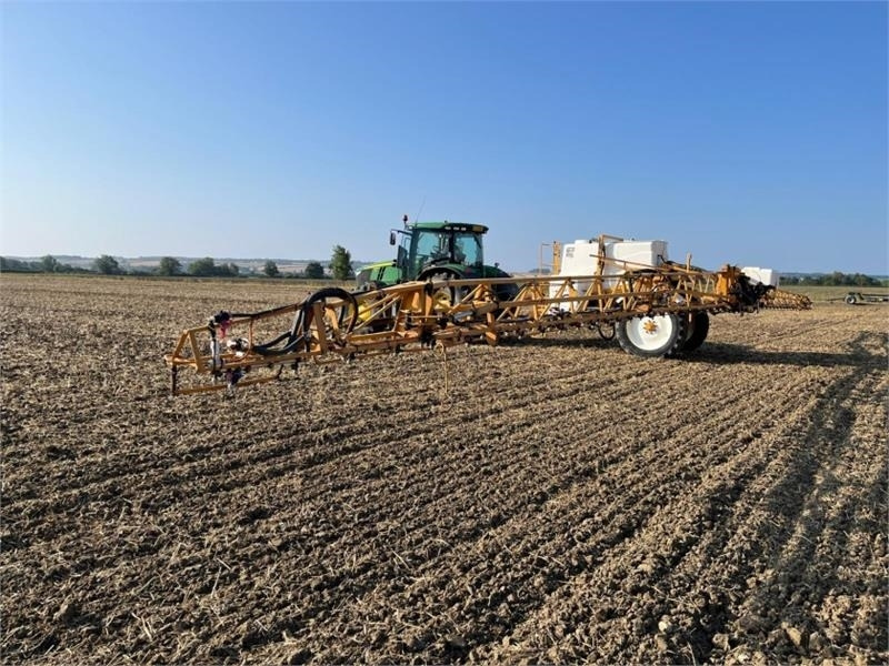 Knight 28m 3800L Trailed Sprayer **Video Below** - Máy xịt gắn trên máy cày: hình 2 Knight 28m 3800L Trailed Sprayer **Video Below** - Máy xịt gắn trên máy cày: hình 2