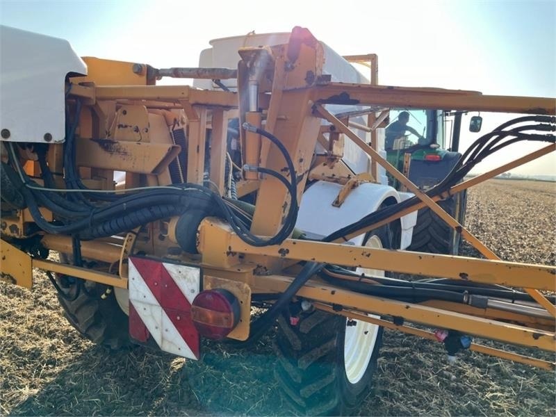 Knight 28m 3800L Trailed Sprayer **Video Below** - Máy xịt gắn trên máy cày: hình 4 Knight 28m 3800L Trailed Sprayer **Video Below** - Máy xịt gắn trên máy cày: hình 4