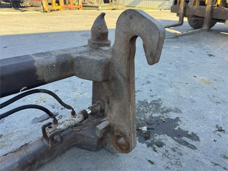 Kramer to Pin and Cone Adaptor Plate - Máy xúc bánh xích: hình 4 Kramer to Pin and Cone Adaptor Plate - Máy xúc bánh xích: hình 4