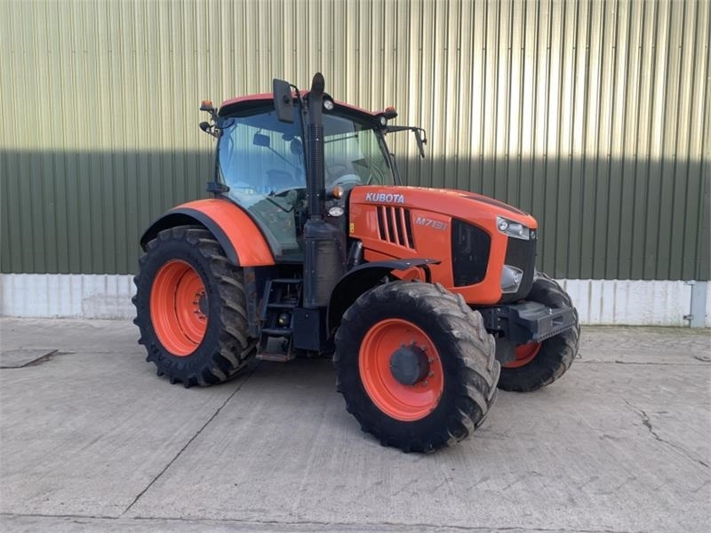 Kubota Kubota M7131 - Máy cày: hình 3 Kubota Kubota M7131 - Máy cày: hình 3