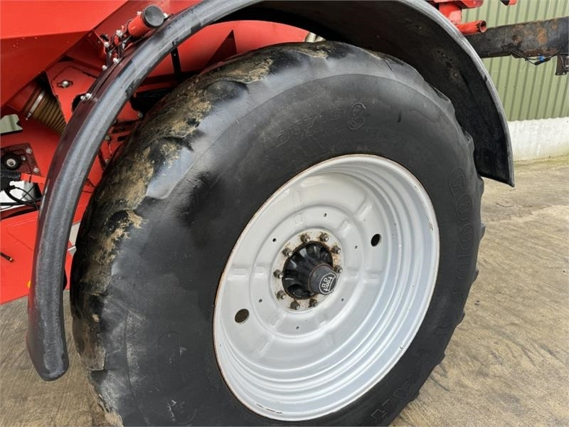 Máy rải phân bón Kuhn Kuhn AGT 6036 Boom Fert Spreader: hình 10