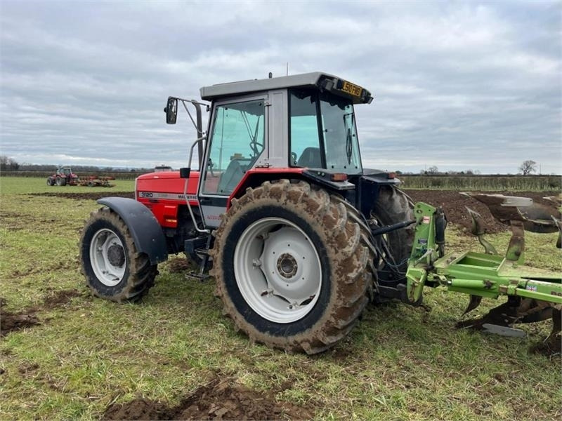 Massey Ferguson Massey Ferguson 3120 Dynashift - Máy cày: hình 2 Massey Ferguson Massey Ferguson 3120 Dynashift - Máy cày: hình 2