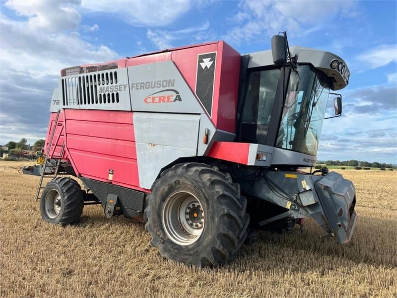 Massey Ferguson Massey Ferguson 7278 Auto Level c/w 25ft Powerflow - Đính kèm máy gặt: hình 1 Massey Ferguson Massey Ferguson 7278 Auto Level c/w 25ft Powerflow - Đính kèm máy gặt: hình 1