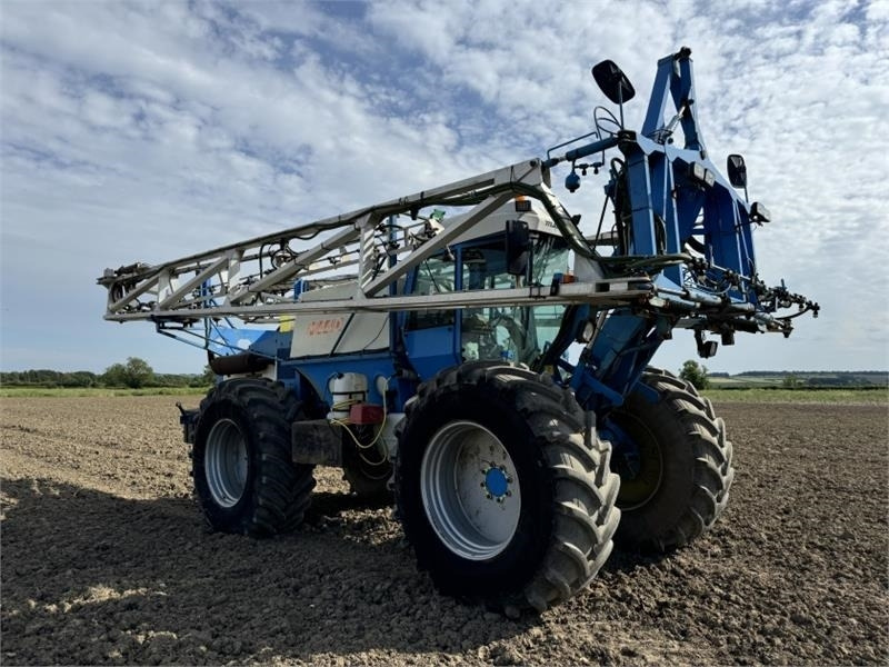 Matrot M44D 36m Self Propelled Sprayer - Máy xịt gắn trên máy cày: hình 5 Matrot M44D 36m Self Propelled Sprayer - Máy xịt gắn trên máy cày: hình 5
