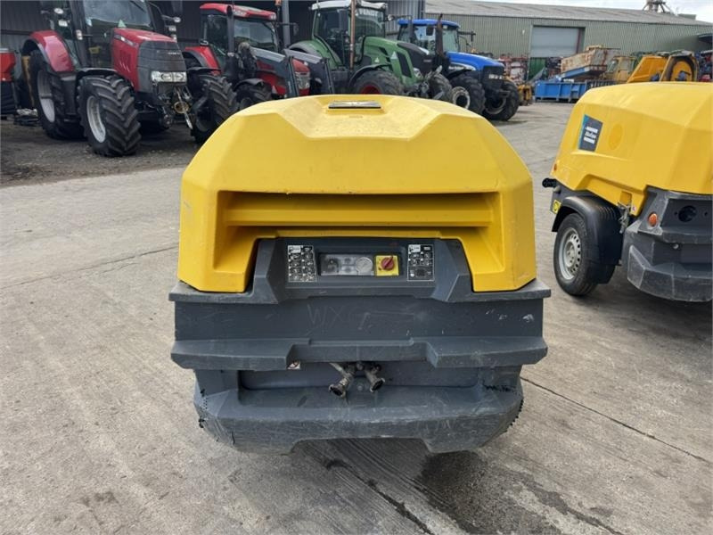 Atlas Copco XAS 68 Trailed Compressor  - Máy móc nông nghiệp: hình 3 Atlas Copco XAS 68 Trailed Compressor  - Máy móc nông nghiệp: hình 3