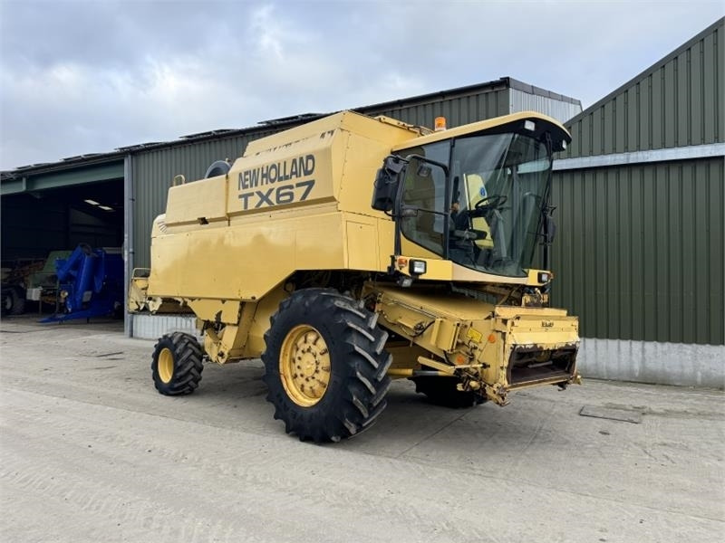 New Holland New Holland TX67 c/w 20ft Header - Đính kèm máy gặt: hình 1 New Holland New Holland TX67 c/w 20ft Header - Đính kèm máy gặt: hình 1