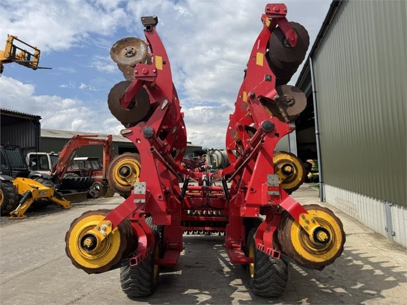 Vaderstad Vaderstad Carrier 820 Cultivator - Dàn xới: hình 3 Vaderstad Vaderstad Carrier 820 Cultivator - Dàn xới: hình 3