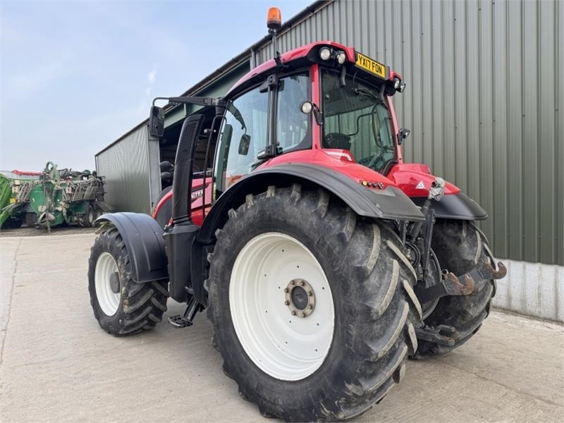 Valtra T194 Versu - Máy cày: hình 2 Valtra T194 Versu - Máy cày: hình 2