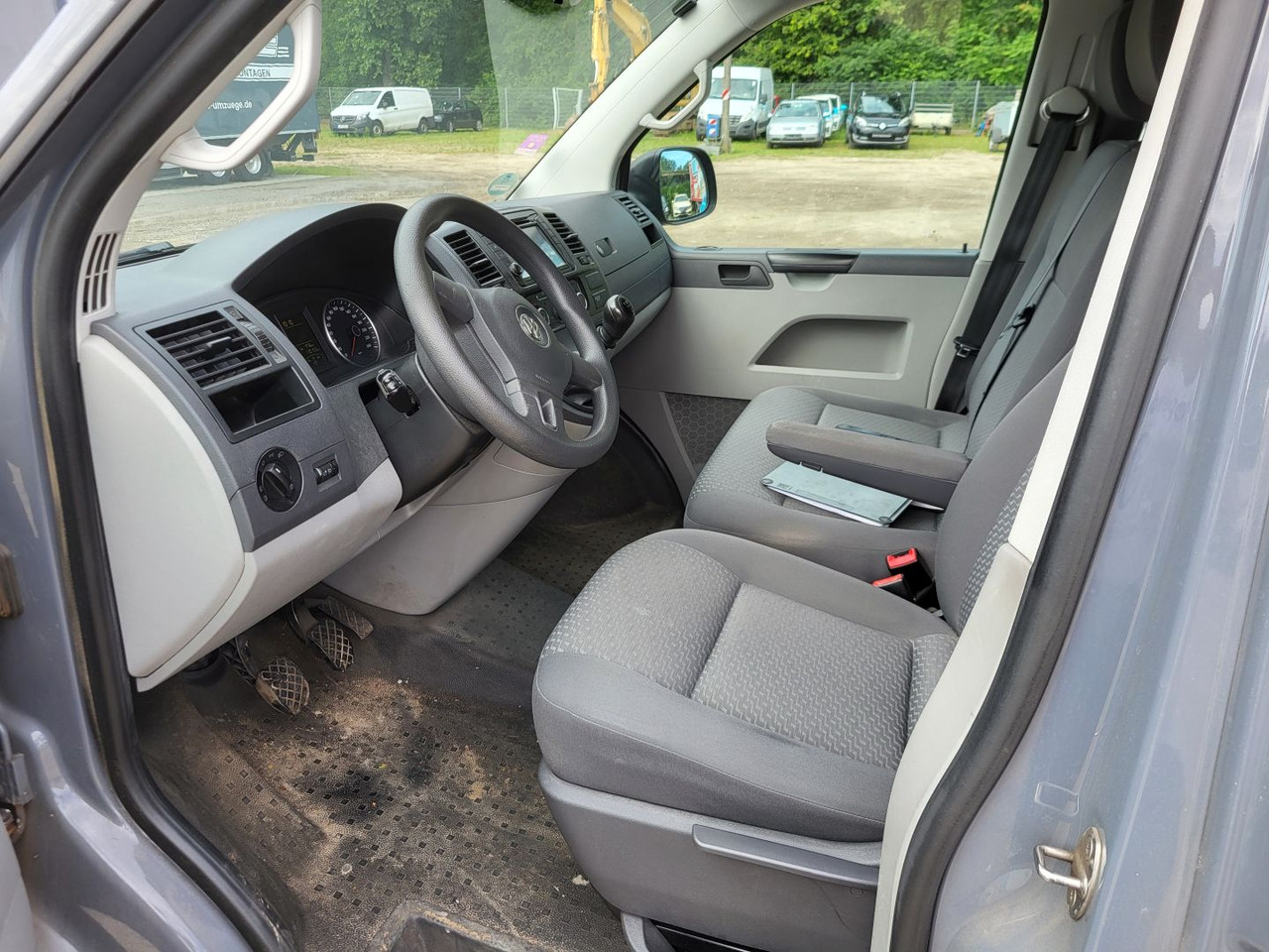 VOLKSWAGEN T5 Typ 7J0 - Xe van chở hàng: hình 5 VOLKSWAGEN T5 Typ 7J0 - Xe van chở hàng: hình 5