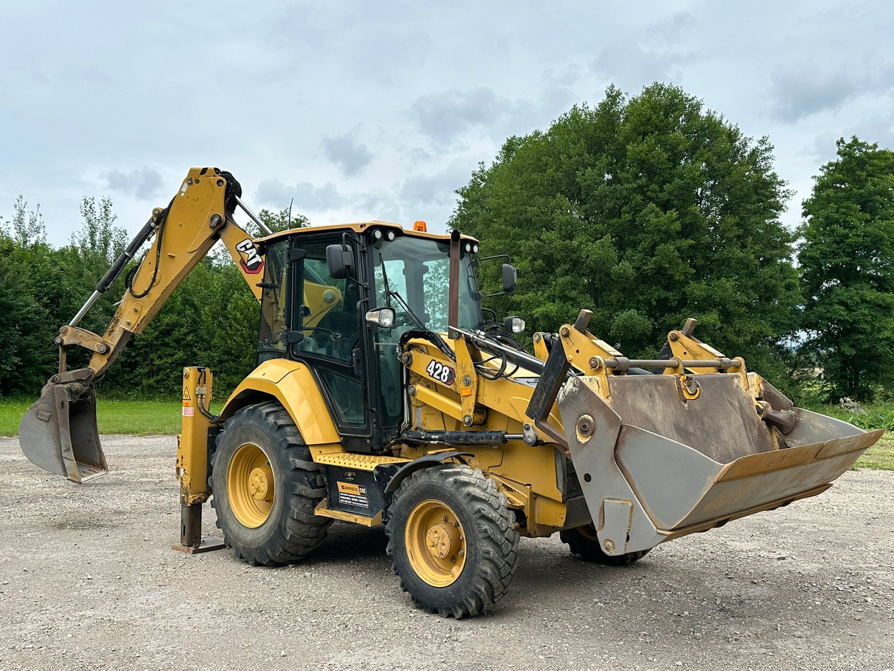 CATERPILLAR 428 / 2020 ROK / KLIMATYZACJA / 6200 mth - Máy xúc trước múc sau: hình 1 CATERPILLAR 428 / 2020 ROK / KLIMATYZACJA / 6200 mth - Máy xúc trước múc sau: hình 1