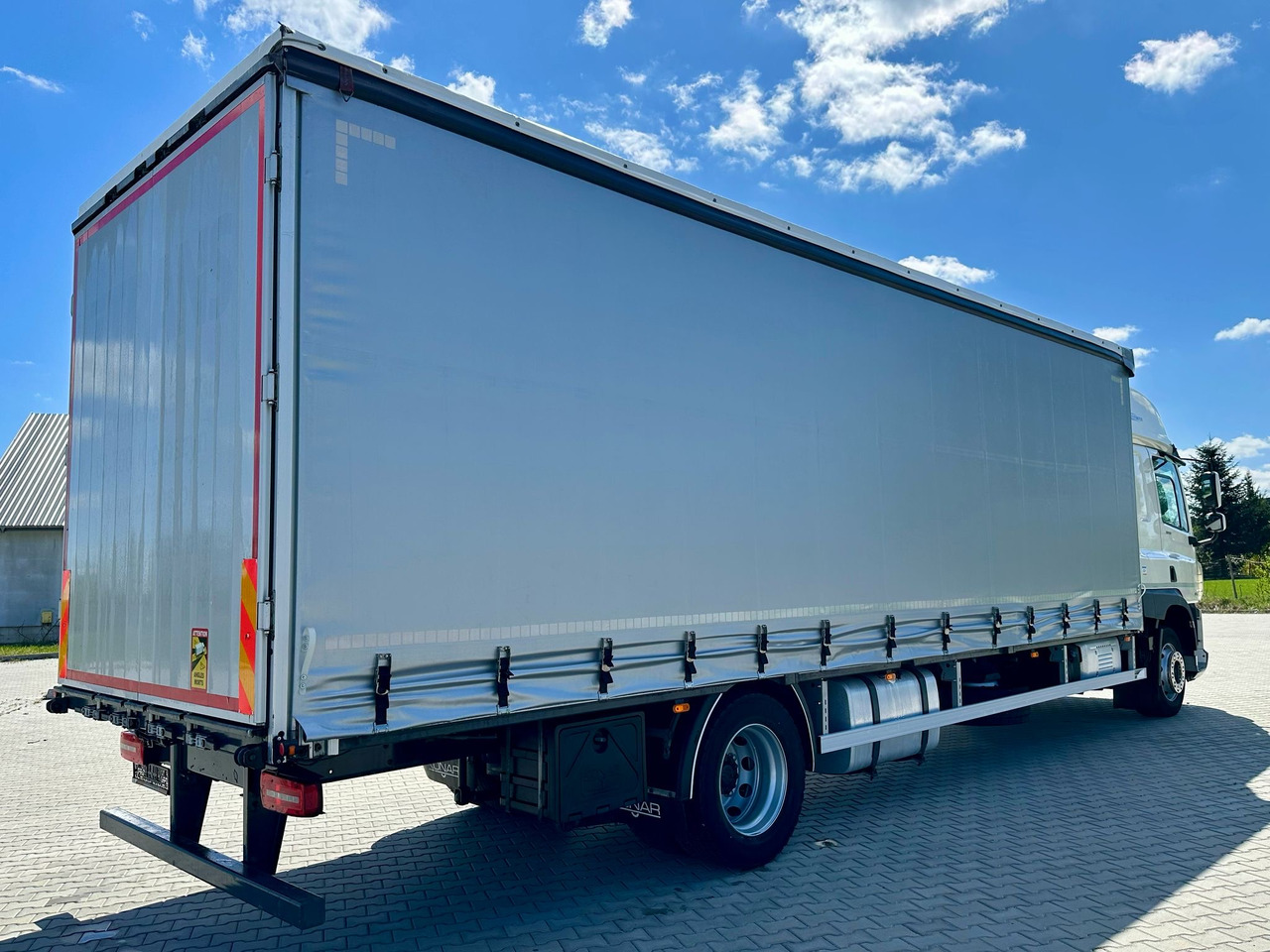 DAF CF 320 / FIRANKA / 21 EUROPALET / SYPIALKA / AUTOMAT / KLIMA POSTOJOWA / 2021 ROK TO - Xe tải thùng mui bạt: hình 4 DAF CF 320 / FIRANKA / 21 EUROPALET / SYPIALKA / AUTOMAT / KLIMA POSTOJOWA / 2021 ROK TO - Xe tải thùng mui bạt: hình 4