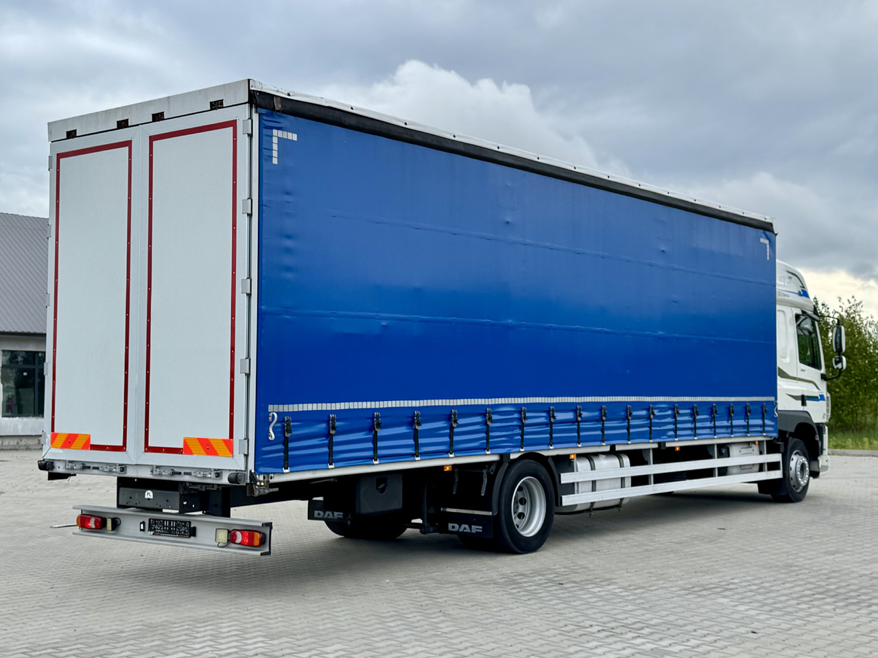 DAF CF 320 / FIRANKA / 24 EUROPALETY / SYPIALKA / AUTOMAT / KLIMA POSTOJOWA / 2017 ROK - Xe tải thùng mui bạt: hình 3 DAF CF 320 / FIRANKA / 24 EUROPALETY / SYPIALKA / AUTOMAT / KLIMA POSTOJOWA / 2017 ROK - Xe tải thùng mui bạt: hình 3